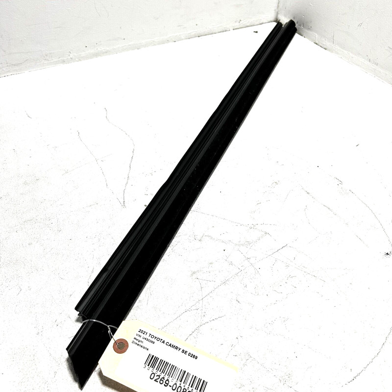 2020-2024 TOYOTA CAMRY FRONT LEFT DOOR WINDOW INNER WEATHERSTRIP SEAL OEM