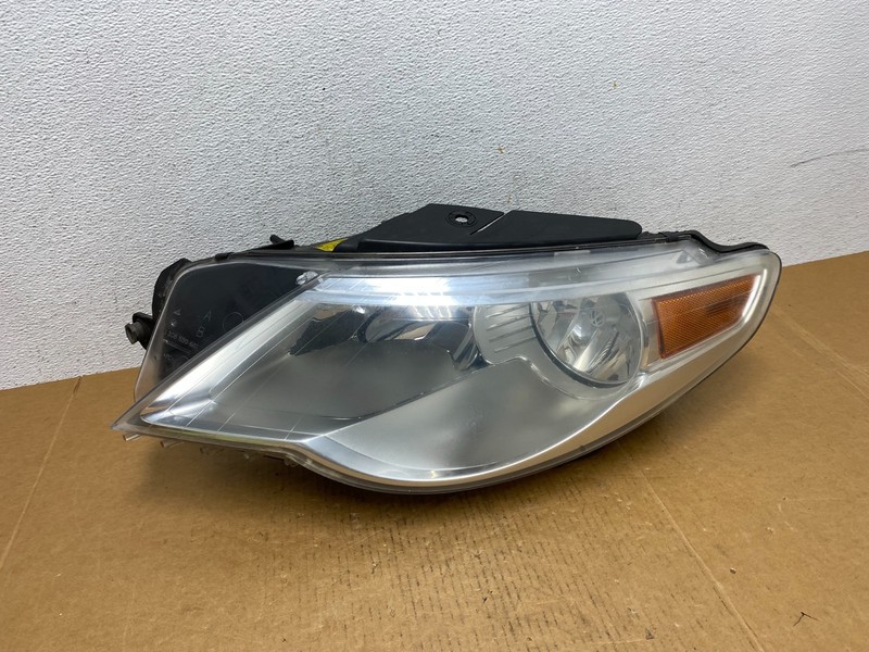 2009 - 2012 Volkswagen CC Left Driver Lh Side Headlight Halogen Oem AD9200 DW