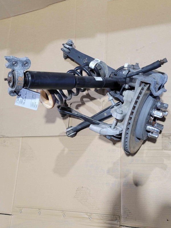 2017-2024 Cadillac XT5 LH Driver Rear Knee Suspension Assmebly W/ Spring OEM