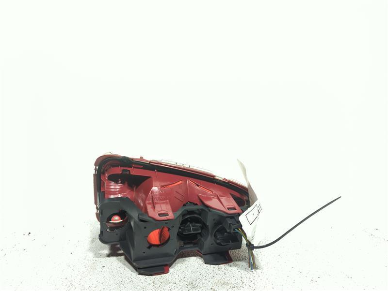 2009 MINI COOPER Left Tail Light Assembly Maroon 720198 Used 179K Miles