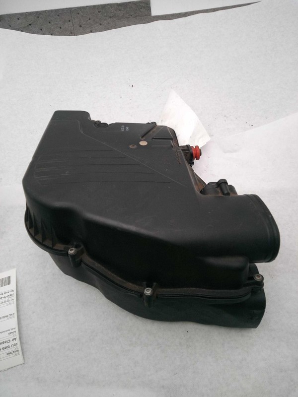 Used Right Air Cleaner Assembly fits: 2017 Bmw 650I 4.4L twin turbo Right Grade