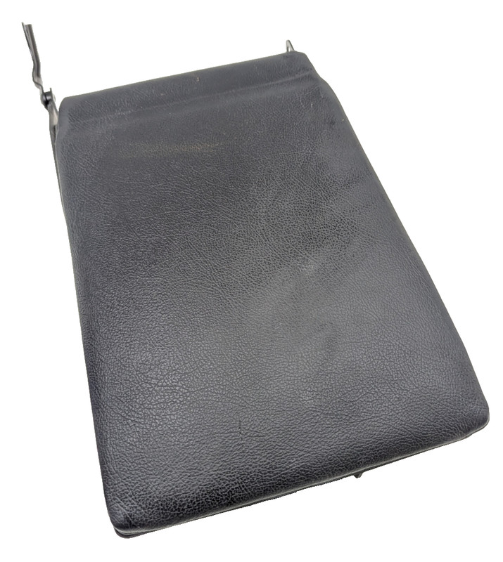 01-05 MERCEDES BENZ C240 REAR BACK SEAT ARM REST ARMREST WITH CUP HOLDER BLACK