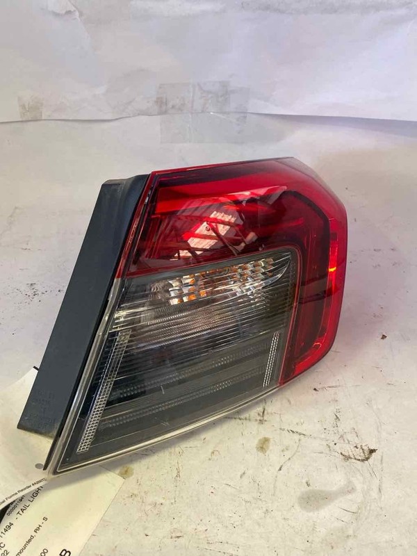 Tail Light Assembly HONDA CIVIC Right 22 23 24