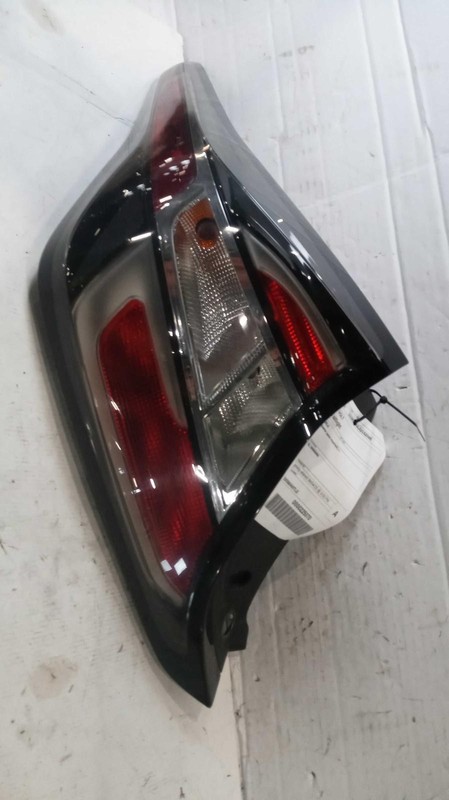 2018 Chevrolet Volt Left Tail Light Assembly Grey OEM 685039 69000 Mi