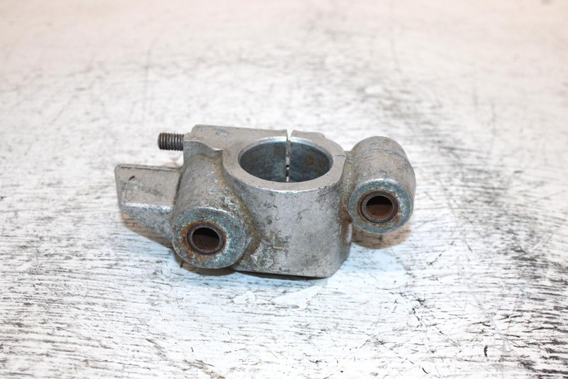 1997 Yamaha Venture Tr Oem Front Left Suspension Bracket 84M-2376E-00-00 SY15