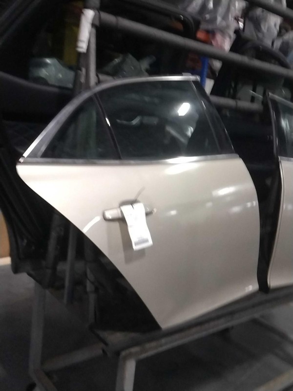 2015 Chevrolet Malibu Rear Right Door Gold 4DR SED 130K Miles OEM Part 24658