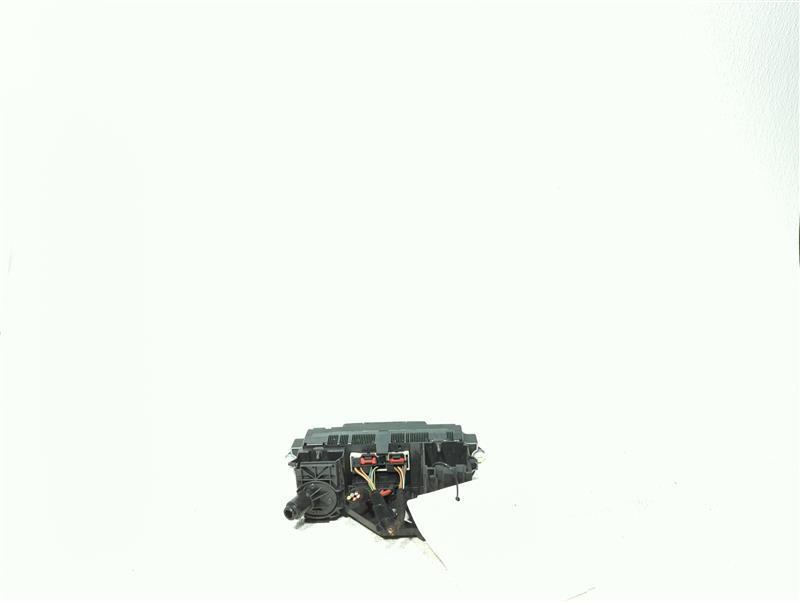 Used A/C Selector Switch fits: 2006 Volkswagen Jetta Sdn US market w/o heated se