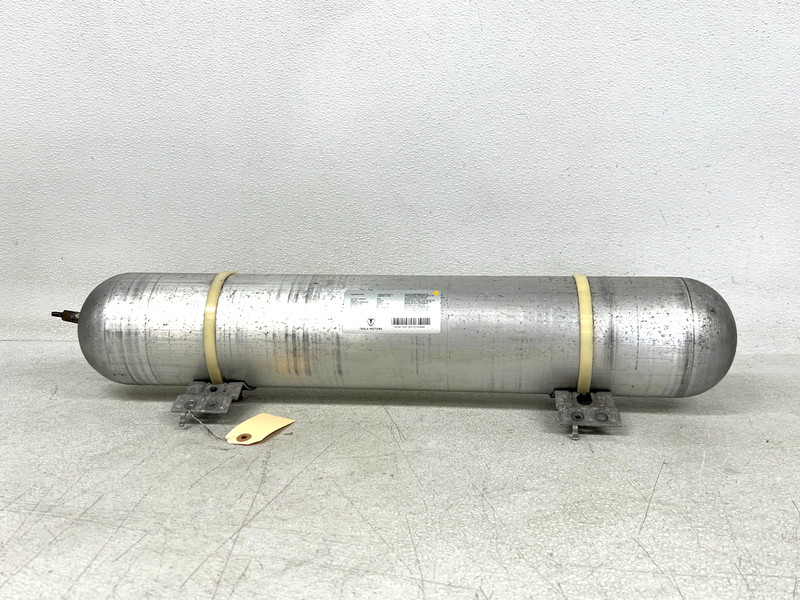 ⭐16-20 TESLA MODEL X AIR RIDE SUSPENSION COMPRESSOR RESERVOIR TANK OEM LOT2692