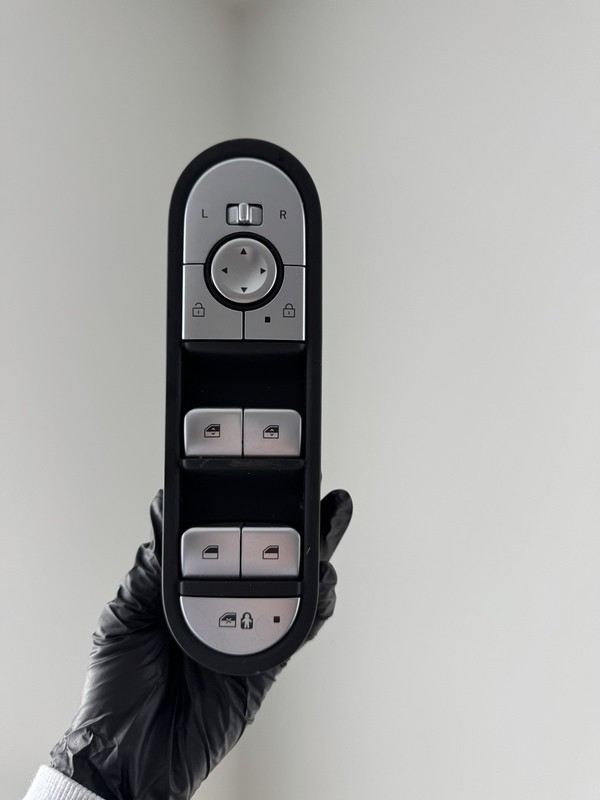 2024 Hyundai loniq 5 Master Power Window Switch OEM