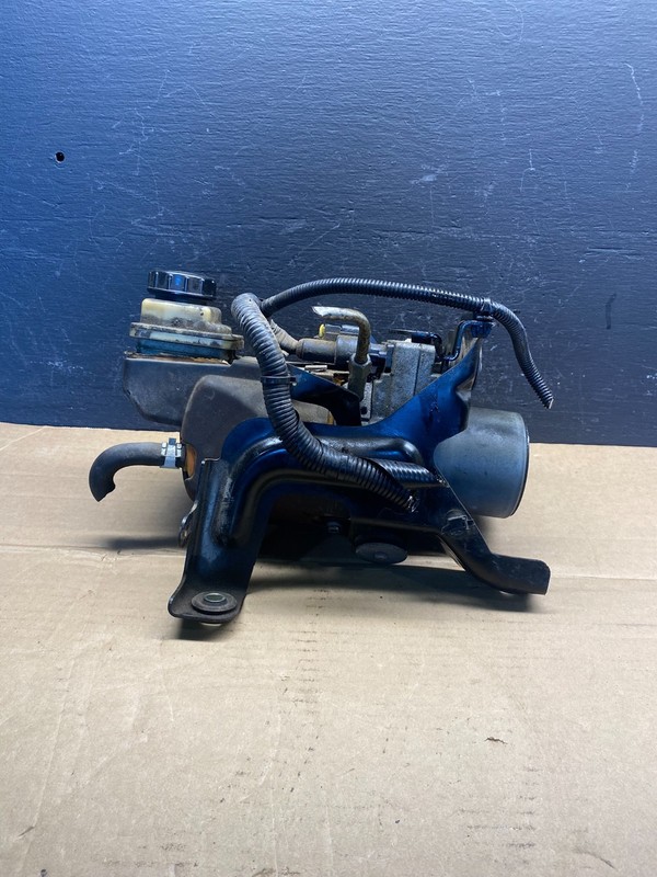 2013 -2016 Nissan Pathfinder 3.5 Electric Hydraulic Power Steering Pump ad3532