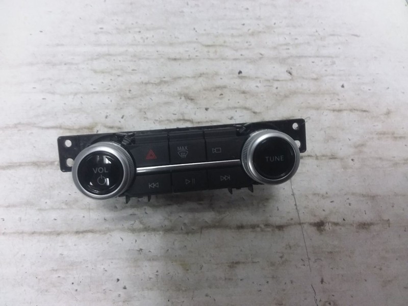 Radio Control Panel Fits 21-24 EDGE MT4T-18K811-ABW
