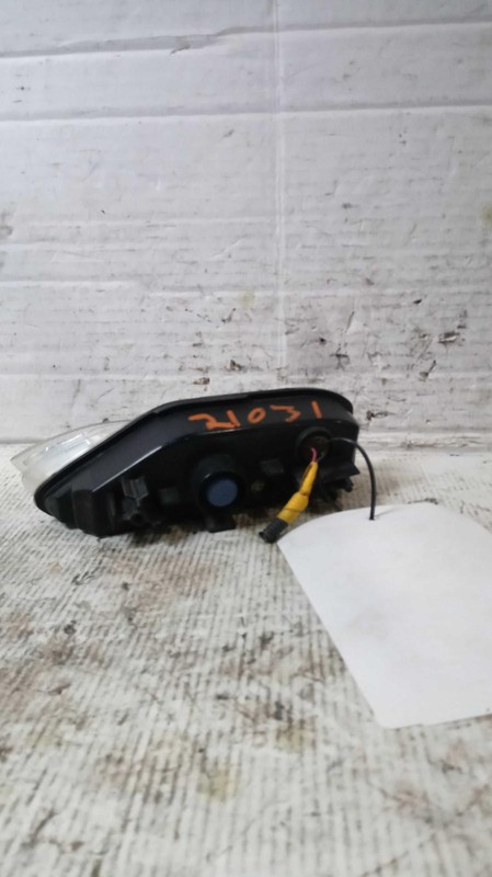 2015 INFINITI Q70 Right Fog Light Assembly Black OEM 35648 Used 90k Miles