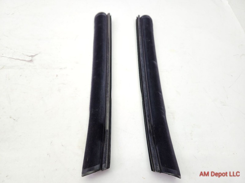 2004 BMW 330ci 325ci E46 Convertible Soft Top Center Window Guide Set L+R