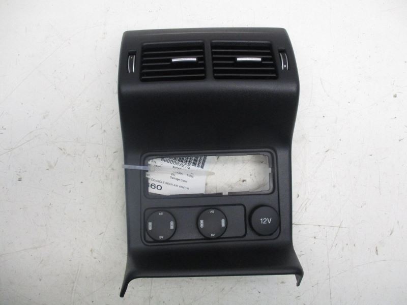 CENTER CONSOLE REAR AIR VENT W/OUTLET USB TRIM END CAP 17-18 JAGUAR F-PACE 29526