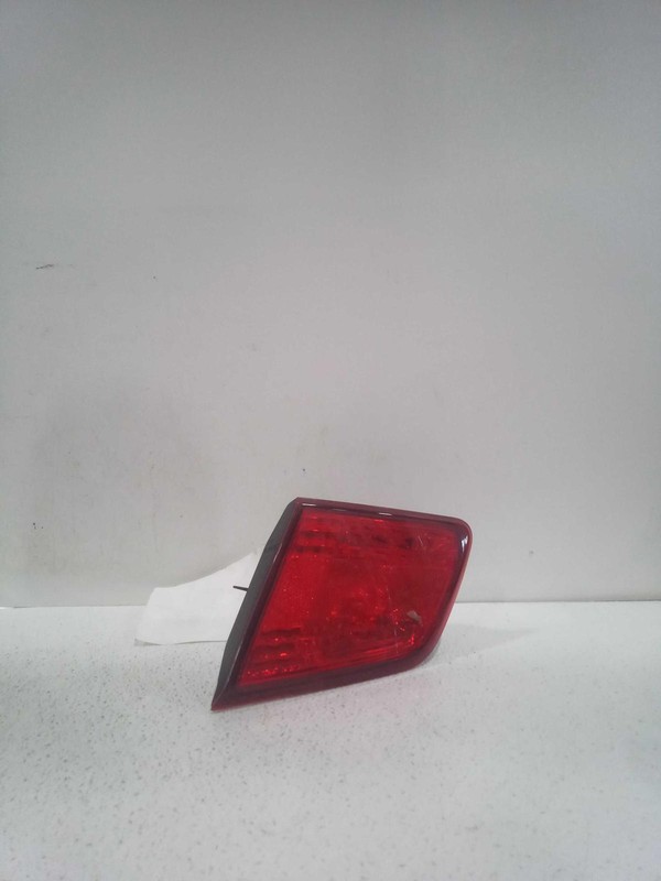 2013 Subaru Legacy Right Blue Tail Light Assembly OEM 98263 176K Mileage