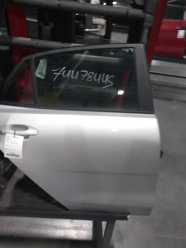 2020 KIA RIO Rear Right Door Silver Used OEM 650179 99K Miles