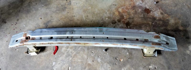 2010-2014 SUBARU OUTBACK-LEGACY FRONT BUMPER REINFORCEMENT IMPACT BAR OEM