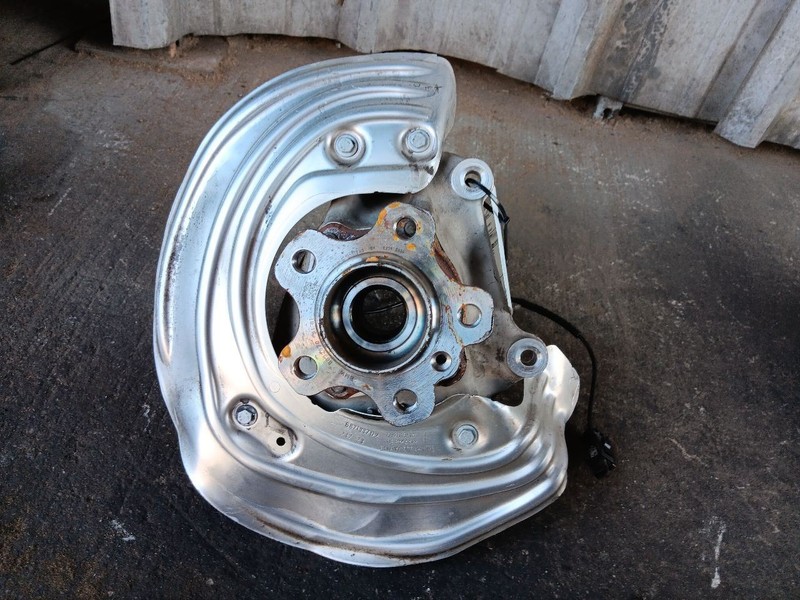 21-24 OEM BMW i4 M440i G20 G26 AWD Front Left Side Hub Spindle Knuckle Bearing