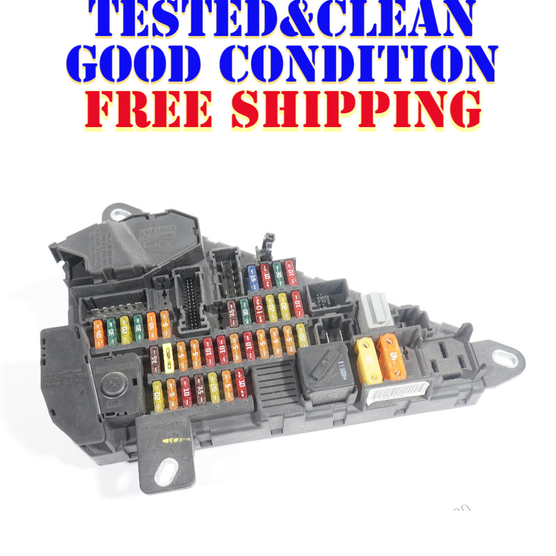 04 05 06 07 BMW 530i 525i E60 REAR POWER DISTRIBUTION FUSE BOX6906603 OEM