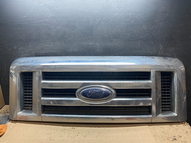 2008 to 2014 Ford Econoline E150 E250 Front Upper Chrome Grill Grille x8160 DG