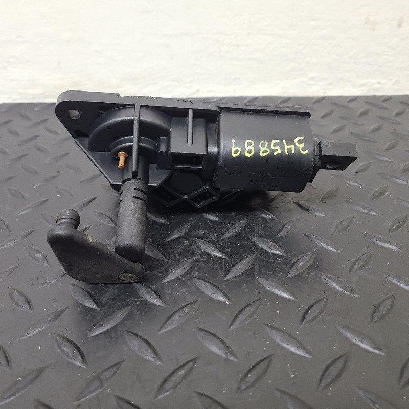 00-05 Ford Excursion Left Driver Quarter Window Motor OEM YC3Z-7830479-AA