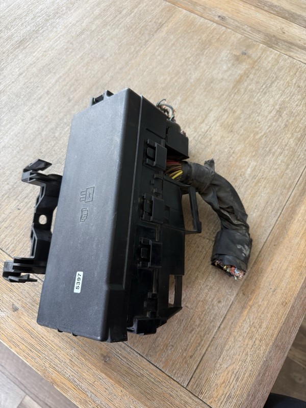 2009-2012 Lincoln Mks Fusebox Fuse Box Relay Module 8g1t-14a003-ac
