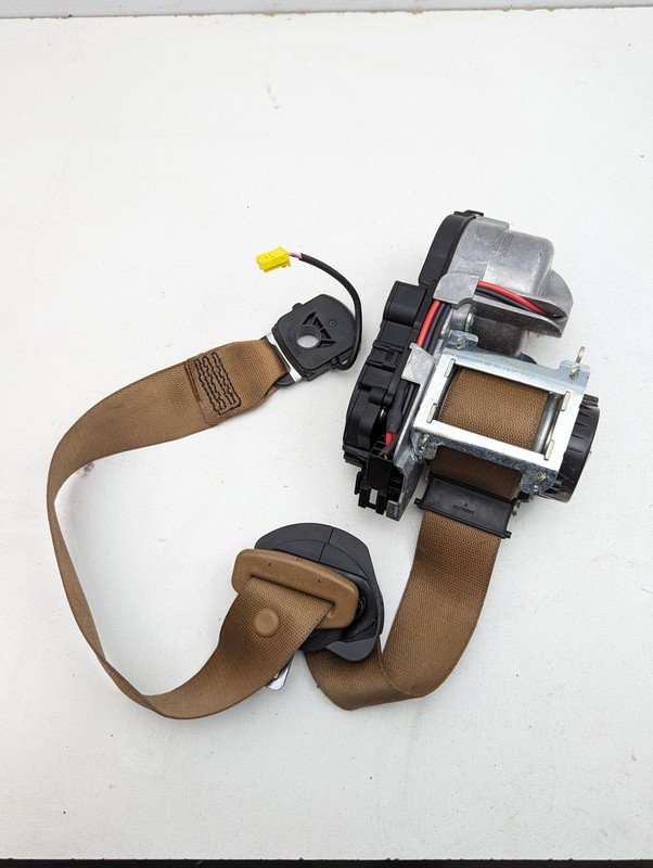 07-09 MERCEDES W221 S550 FRONT RIGHT PASSENGER SEATBELT SEAT BELT OEM