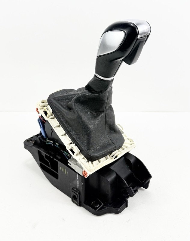 2013-2016 Ford Fusion A/T Automatic Transmission Gear Shifter Lever Selector OEM