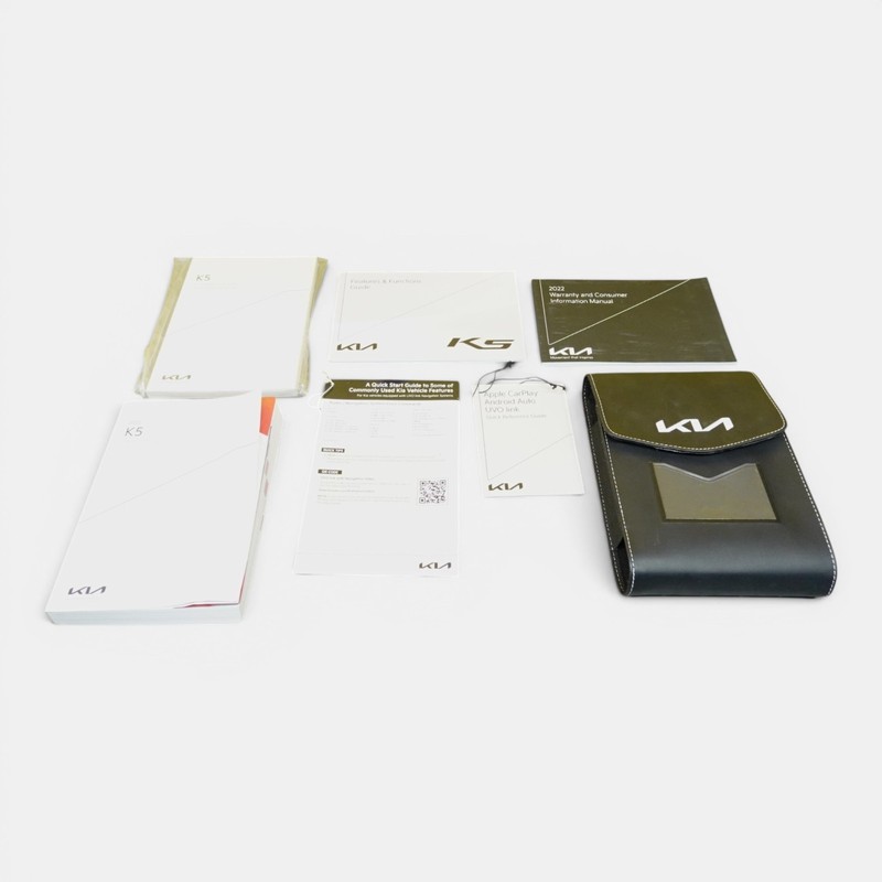 2022 KIA K5 GT-LINE OWNERS MANUAL SET WITH CASE OEM