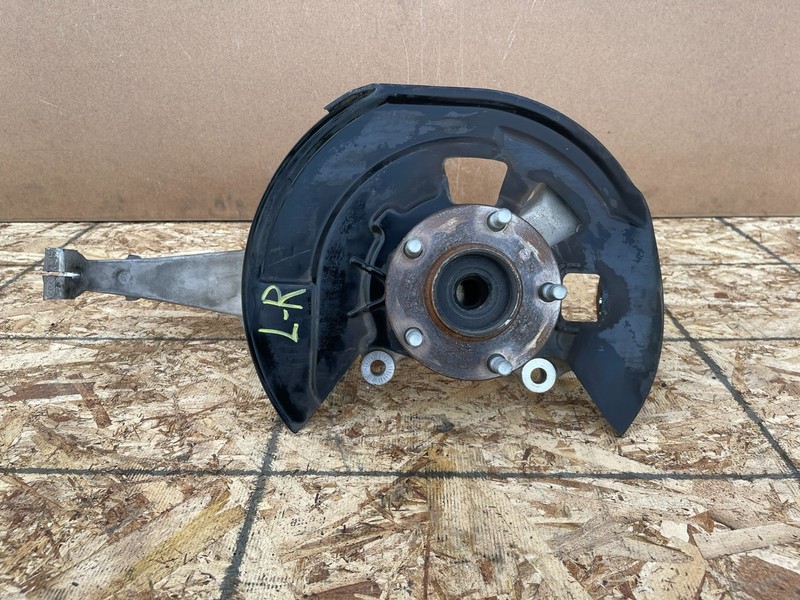 NISSAN 370Z 2013-2021 OEM FRONT LEFT DRIVER SPINDLE KNUCKLE W/ BEARING HUB RWD