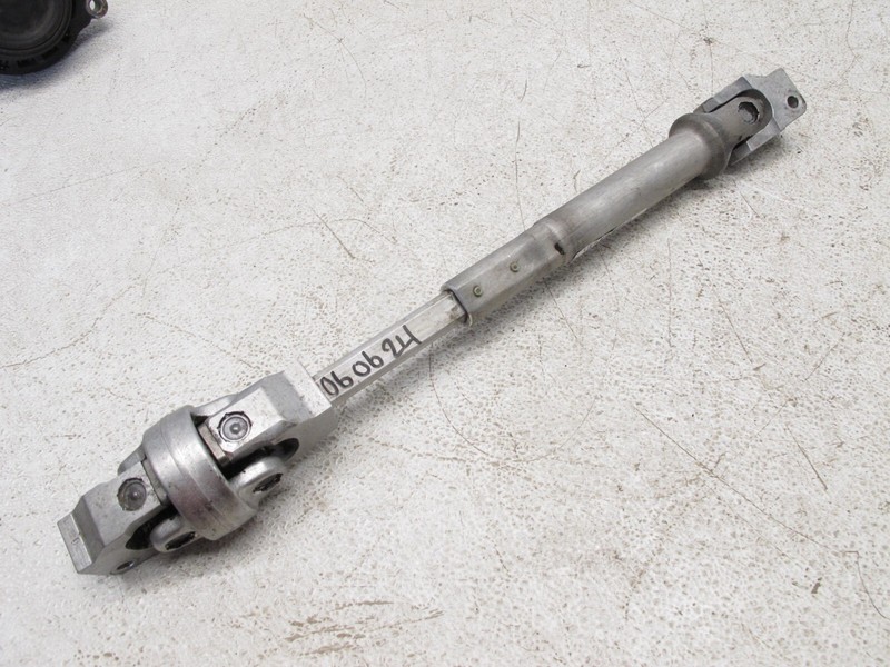 13-21 BMW F30 320i 430i 228i M3 STEERING COLUMN RACK LINKAGE U JOINT SHAFT 06062