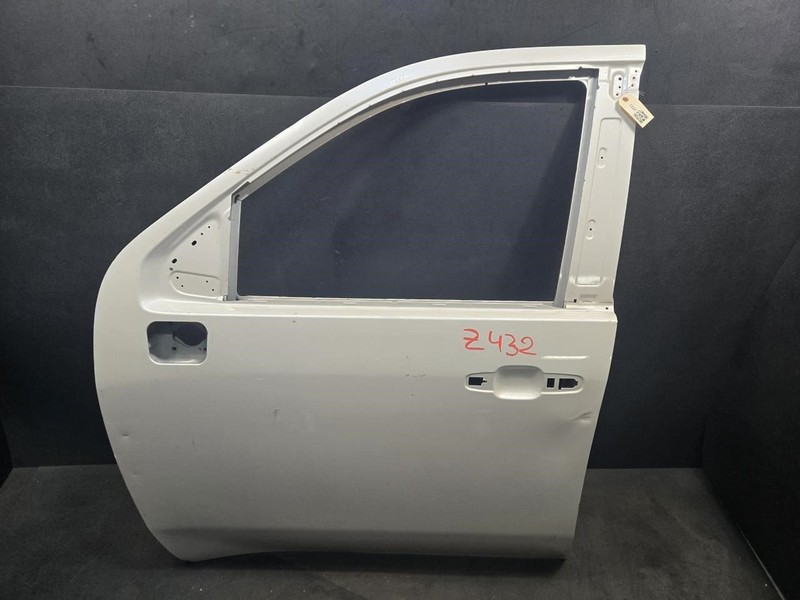 Front Left Door Shell 2022 Chevrolet Silverado 2500 86813353 2020 2021 - 2025 X