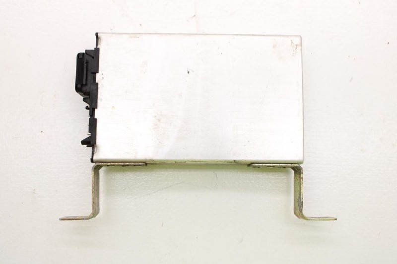 85-91 Porsche 944 Turbo Cruise Control Module 94461713200