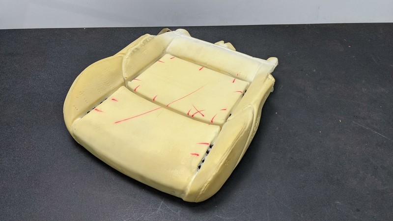 Front Right Seat Lower Cushion Pad 2018 Toyota CH-R 71511-F4020 2019 2020 - 2022