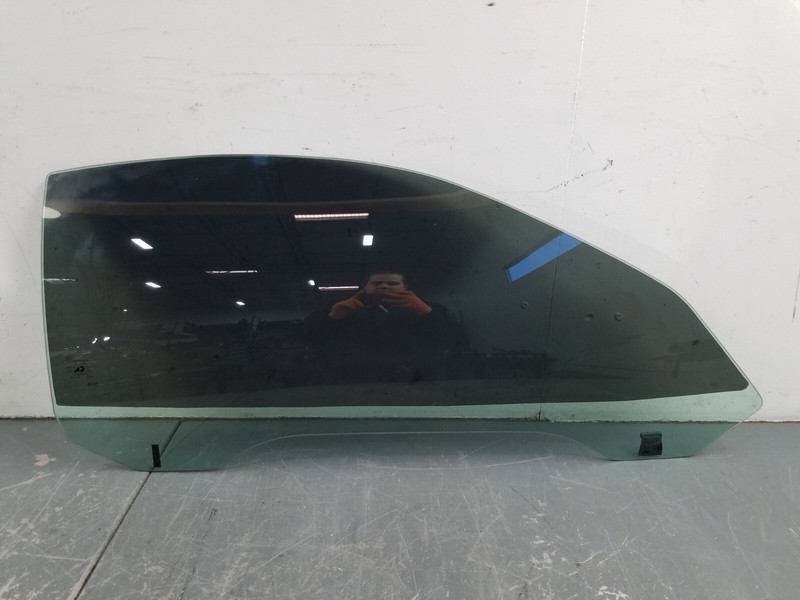 2002 Chevy Corvette C5 Z06 Right Passenger Door Glass #10984 S2