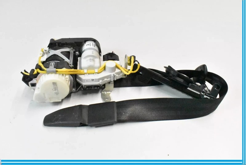 12-18 Audi A7 A6 Front Right Passenger Side Seat Belt Retractor Black OEM