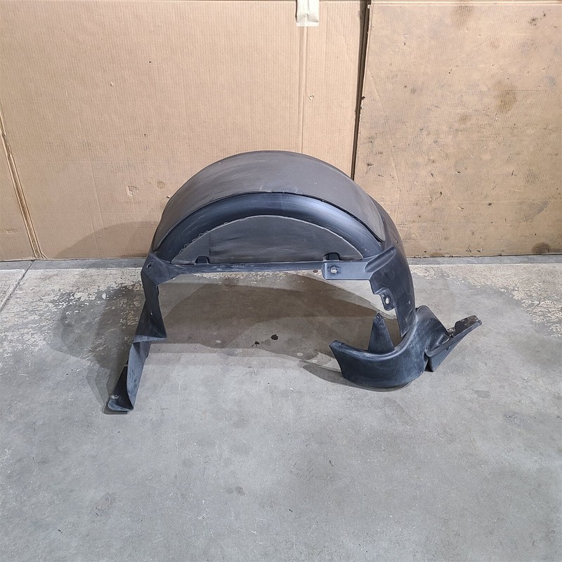 05-13 Corvette C6 Driver Rear Splash Shield Inner Fender Liner Base Aa7479