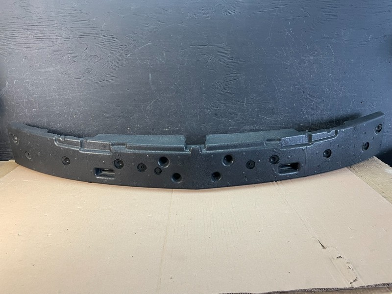 2010 to 2013 Buick LaCrosse Front Bumper Absorber 20925294 AE3554 DG