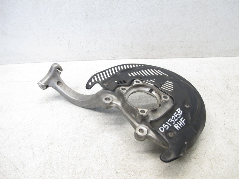 17-24 AUDI B9 A5 S5 RS5 A4 S4 SQ5 SUSPENSION KNUCKLE SPINDLE FRONT RIGHT OEM 051