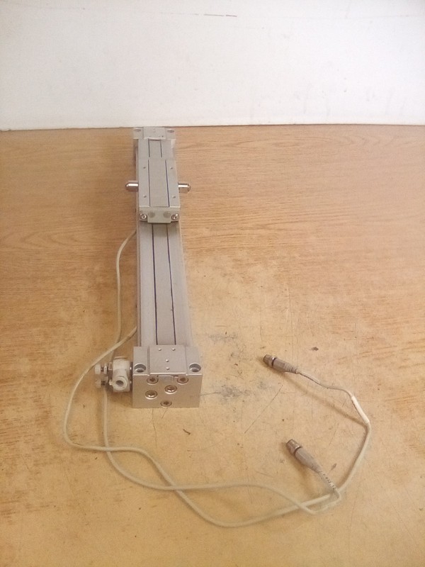 SMC MY1B25G-200 Guided Cylinder W/(2) D-M9PSAPC Magnetic Switches