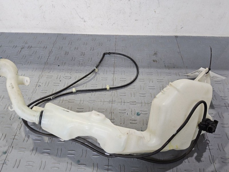 Wash Reservoir North America Built Fits 07-11 CR-V 3465348