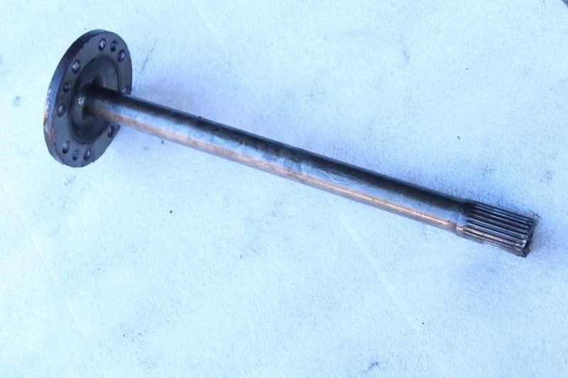 1997 HYSTER FORKLIFT S50XM RIGHT PASSENGER SIDE FRONT AXLE SHAFT