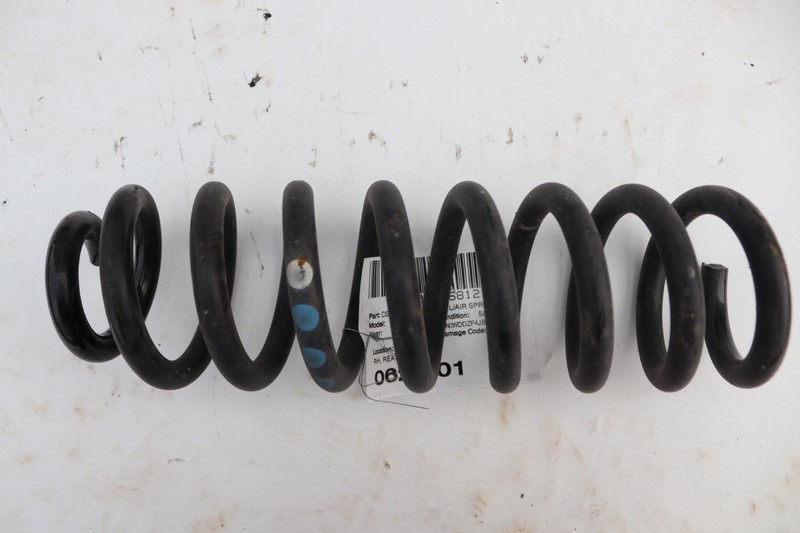 2017-2020 MERCEDES E-CLASS E300 W213 REAR RIGHT SIDE SUSPENSION COIL SPRING OEM