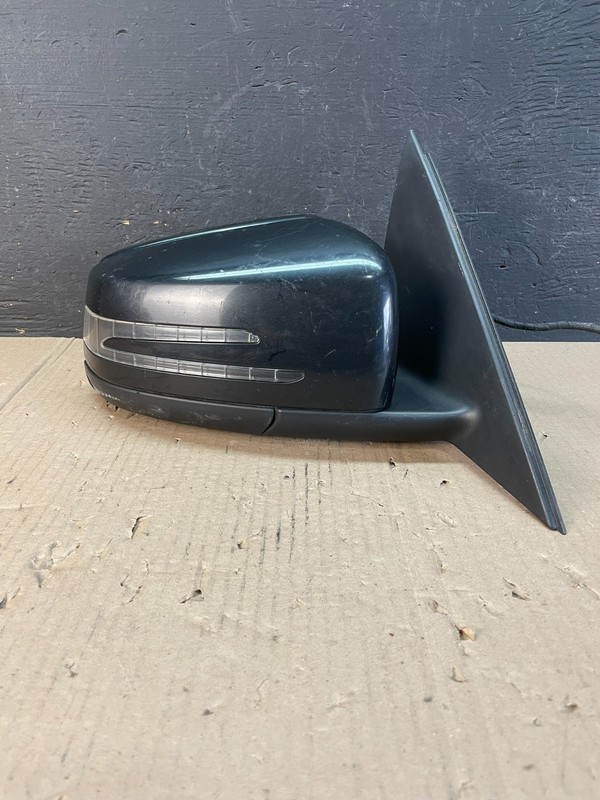 2010 to 2014 Mercedes C300 C-Class Right Passenger View Door Mirror AD8687 DW