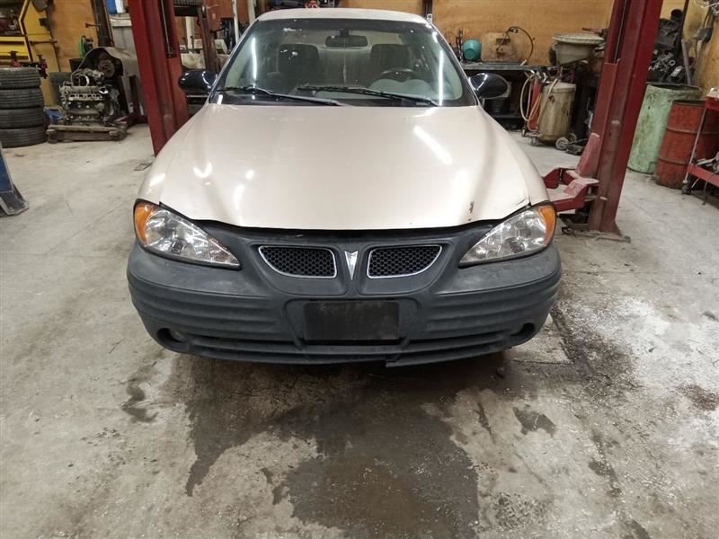 Driver Tail Light Quarter Panel Mounted SE Fits 99-05 GRAND AM 284554