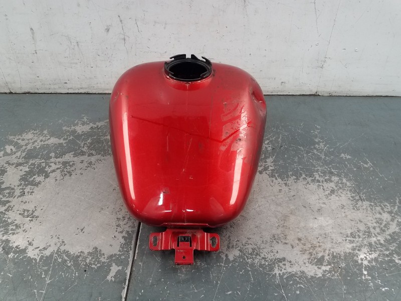 2013 09 13 Harley Davidson Touring Road GlideGas Tank - Dented #9308 P6