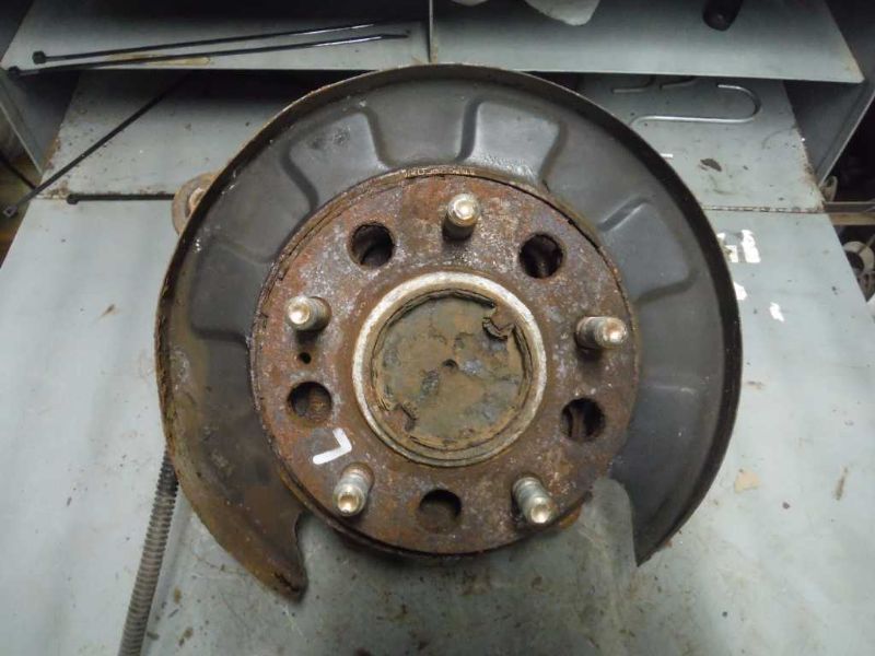 06 07 08 09 10 HYUNDAI SONATA L. REAR STUB AXLE 2.4L 69819