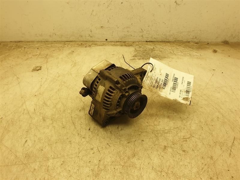 88-92 TOYOTA 4 RUNNER SR5 6CYL 4WD ALTERNATOR ASSEMBLY