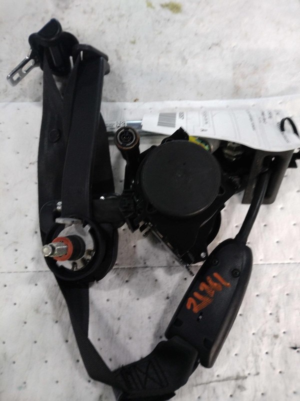 2016 KIA Forte OEM Black Seat Belt 88820A7520WK 2DR 107K Miles