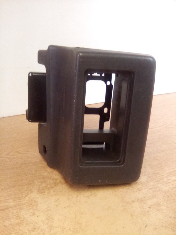 Volvo VNL 82696786 Cover